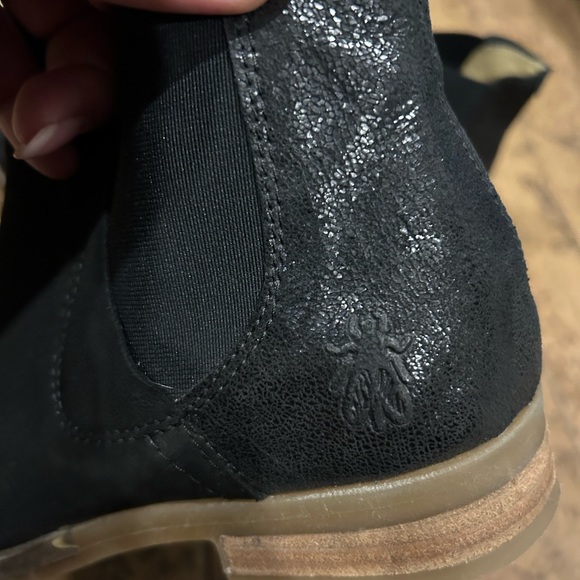 Super cute Fly London booties. - Picture 5 of 5